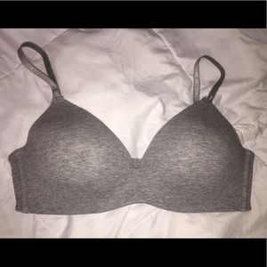 Grey Victoria’s Secret bra 38 C no wire comfy